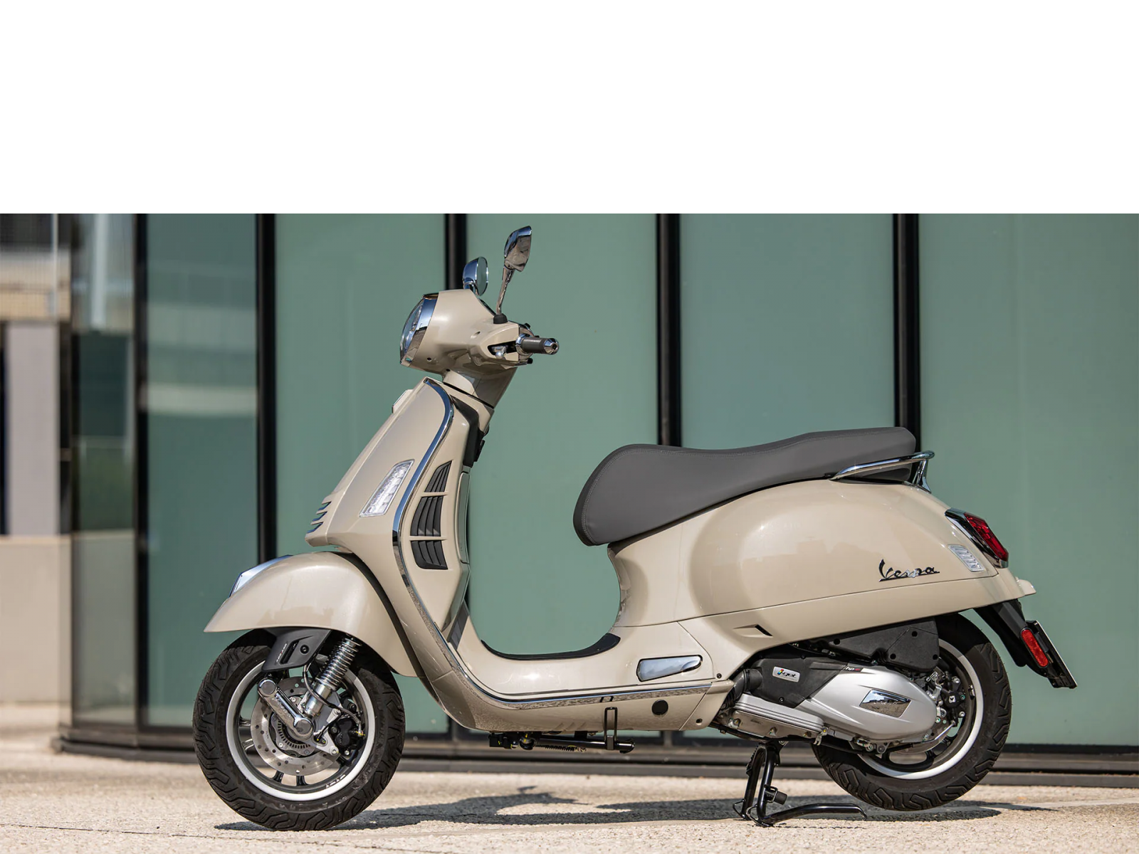 Мотороллер VESPA GTS 125, 2023, бежевый